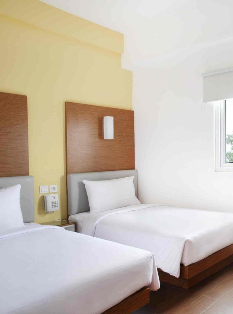 Amaris Hotel Pratama Nusa Dua Nusa Dua  Exterior photo